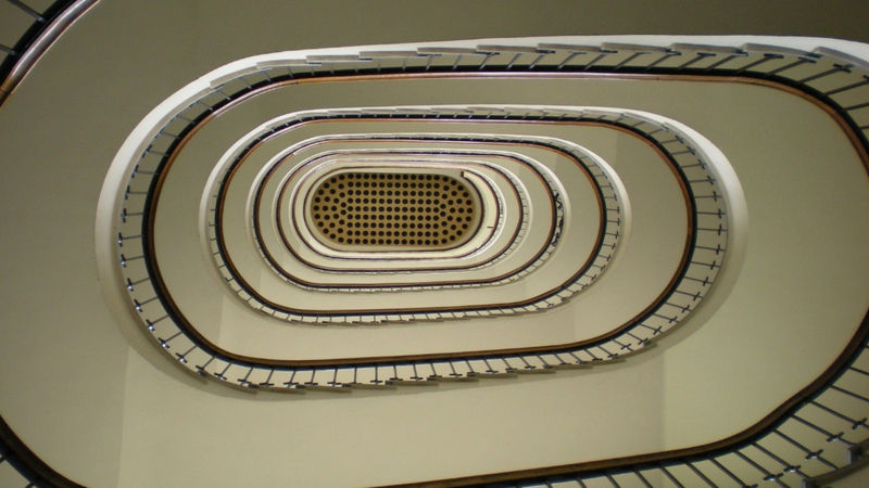Illustration for article titled The most gorgeous Bauhaus designs in the world are in Hungary